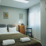 Private Rooftop Terrace - Sunny Retreat Appartement *