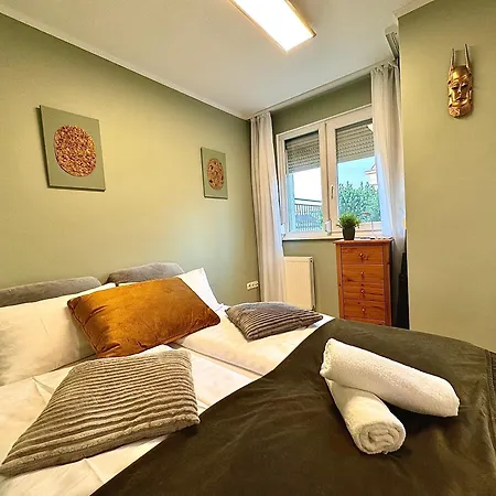 Private Rooftop Terrace - Sunny Retreat * Budapest