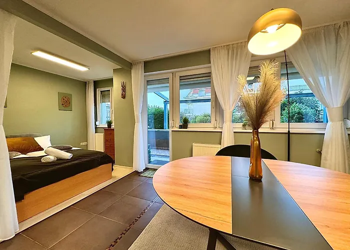 Private Rooftop Terrace - Sunny Retreat Apartment