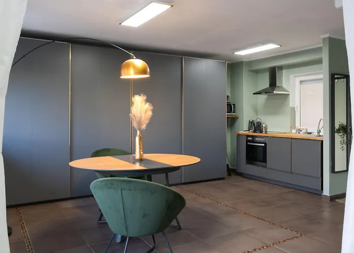 Apartment Private Rooftop Terrace - Sunny Retreat *