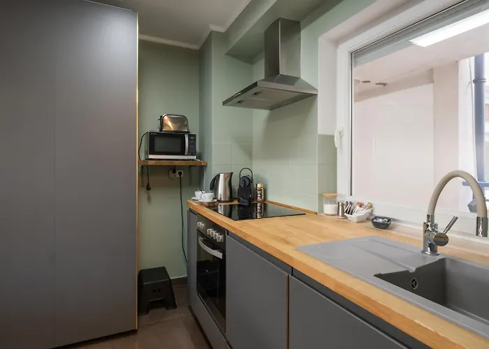 Private Rooftop Terrace - Sunny Retreat Appartement Boedapest